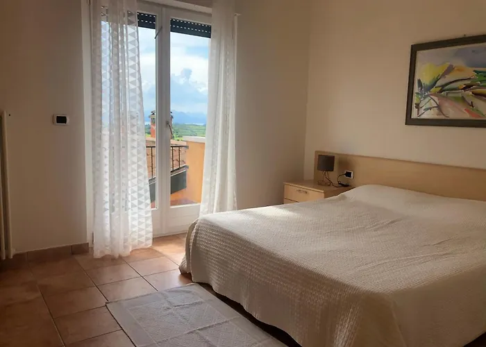 Miralago Hotel apartamentowy Pastrengo